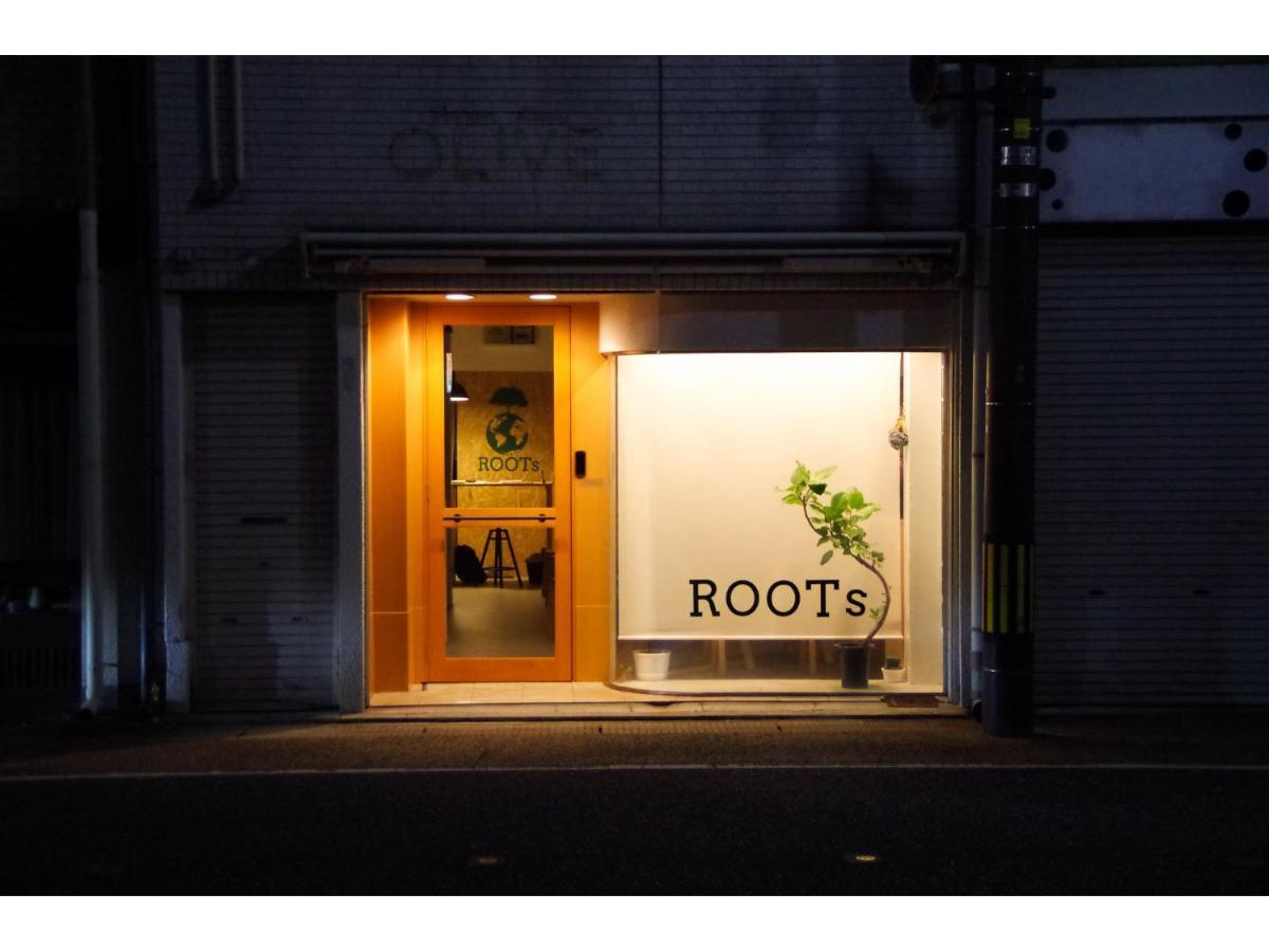 Travelers' house ROOTs Hostel Takaoka Buitenkant foto