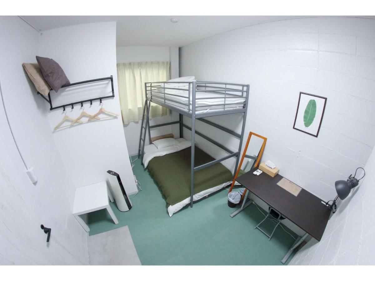 Travelers' house ROOTs Hostel Takaoka Buitenkant foto
